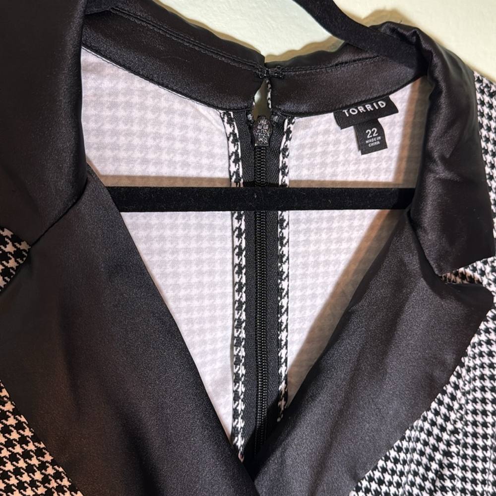 Torrid 22 Mini Stretch Satin Tuxedo Dress - Picture 8 of 11